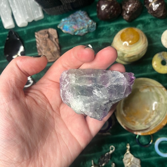 Big Raw Fluorite Piece - Picture 5 of 6